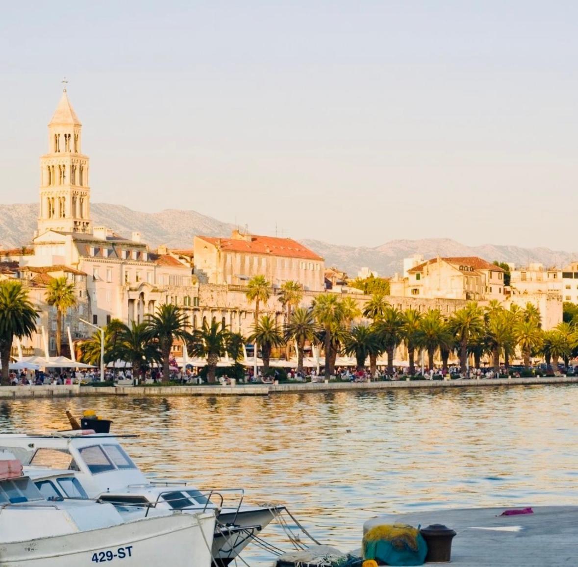 Beachside Apartment Attico Split Luaran gambar